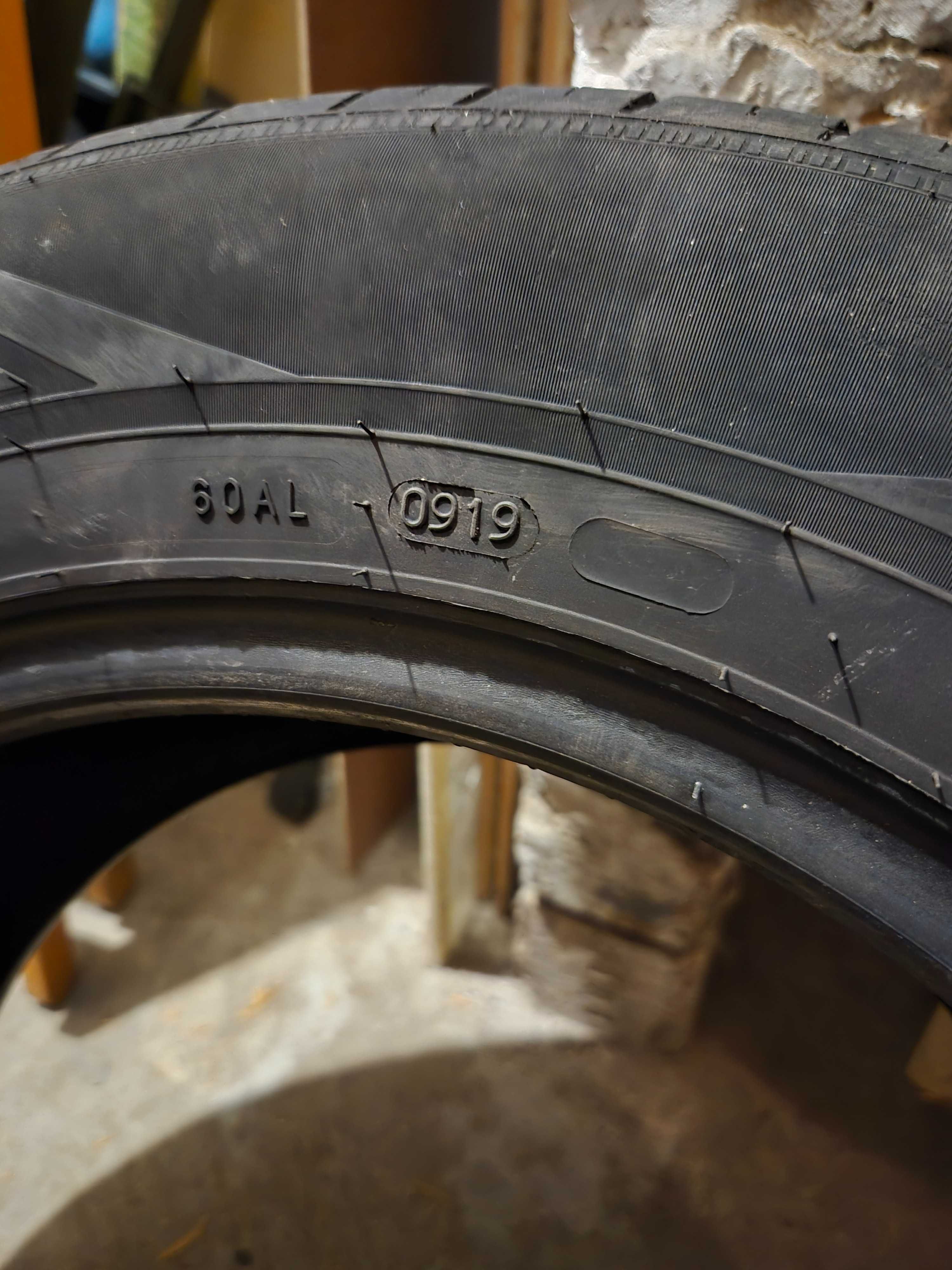 Opony letnie Nokian 215/60 R16