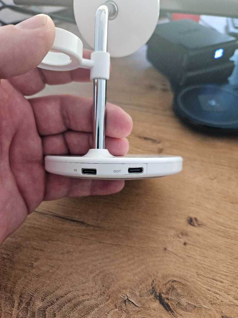 Ładowarka indukcyjna do iPhone - magsafe biurkowa