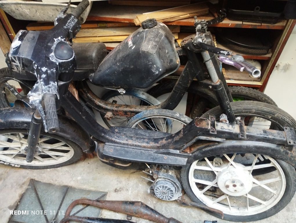 Peugeot moto vespino