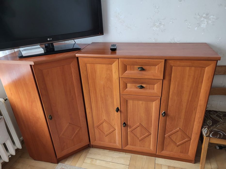 Komoda plus mała witryna w bardzo dobrym stanie