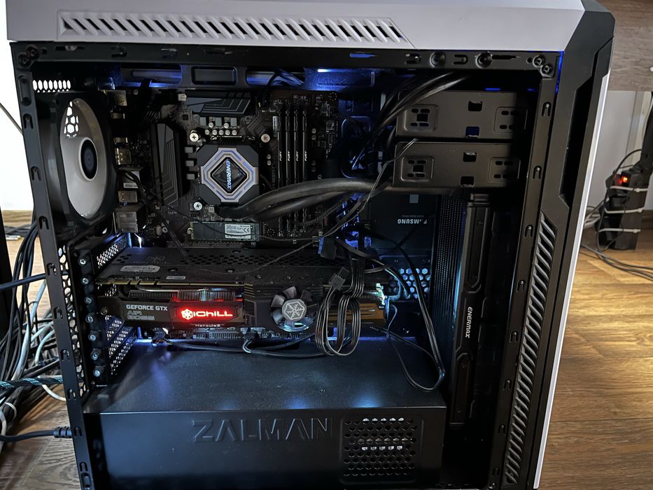 Gaming PC i7-8700K GTX1080Ti 32GB RAM SSD HDD 650W