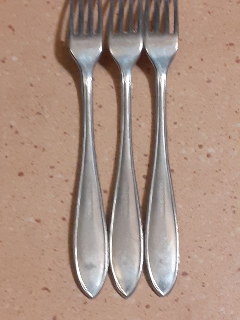 Widelce stołowe aluminiowe 3 szt  PRL