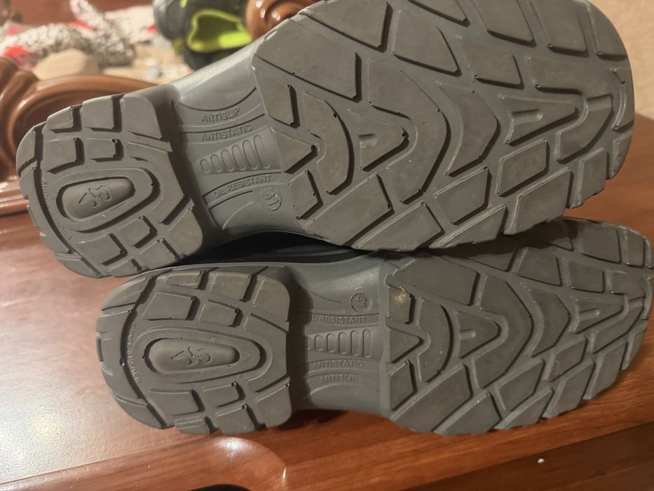 Продам  спец взуття CXS(Чехія) 41 р