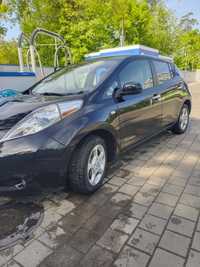 продам Nissan Leaf 2012р. 104 тис.км