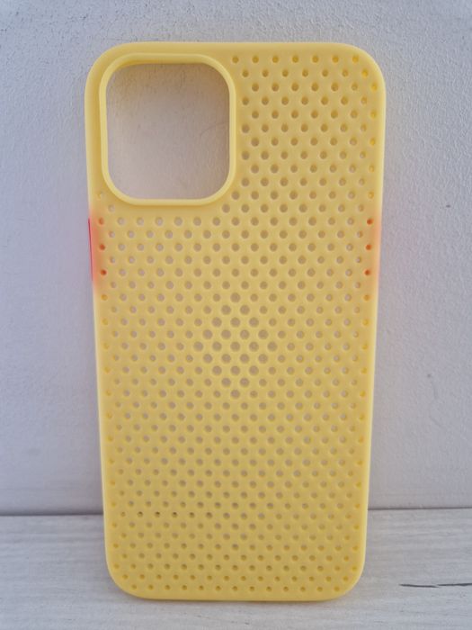 Etui Breath Case do Iphone 12 Pro Max Żółty