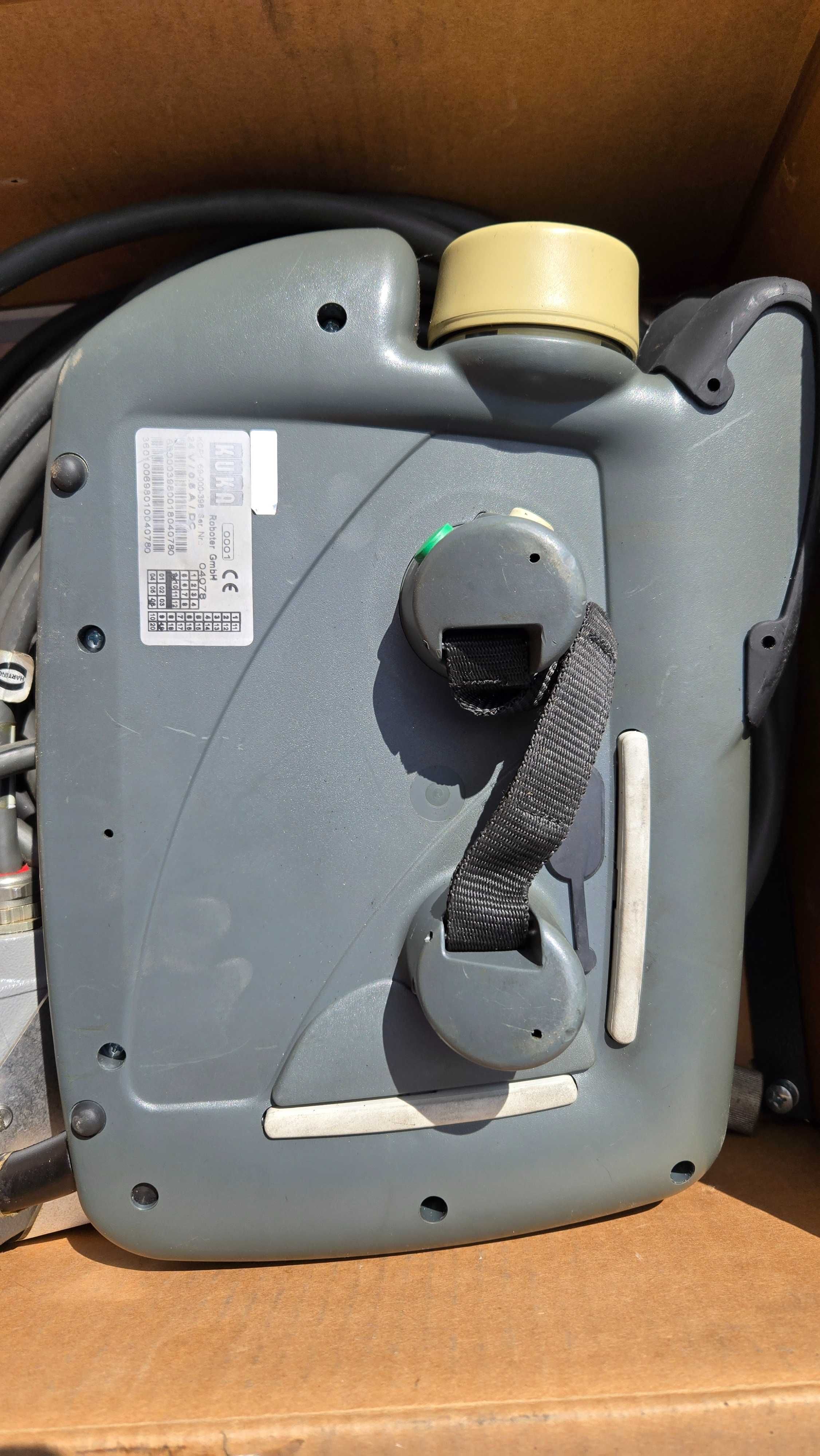 Panel operatorski 
KUKA KCP1 KRC1