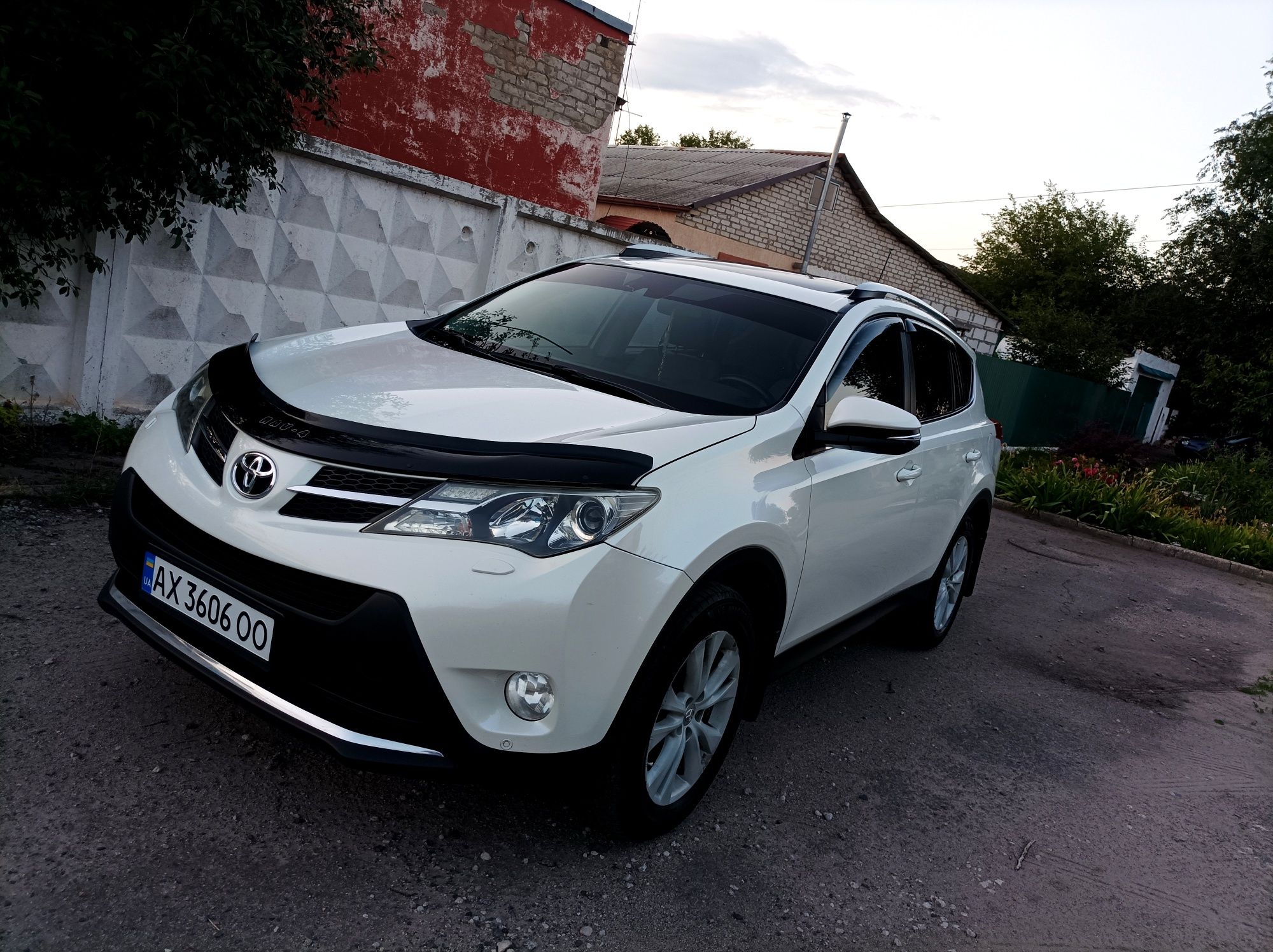Тойота RAV4 Максимальна