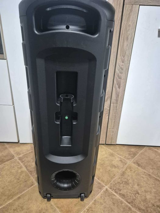 Głośnik przenośny Bluetooth z mikrofonem karaoke i efektami świetlnymi