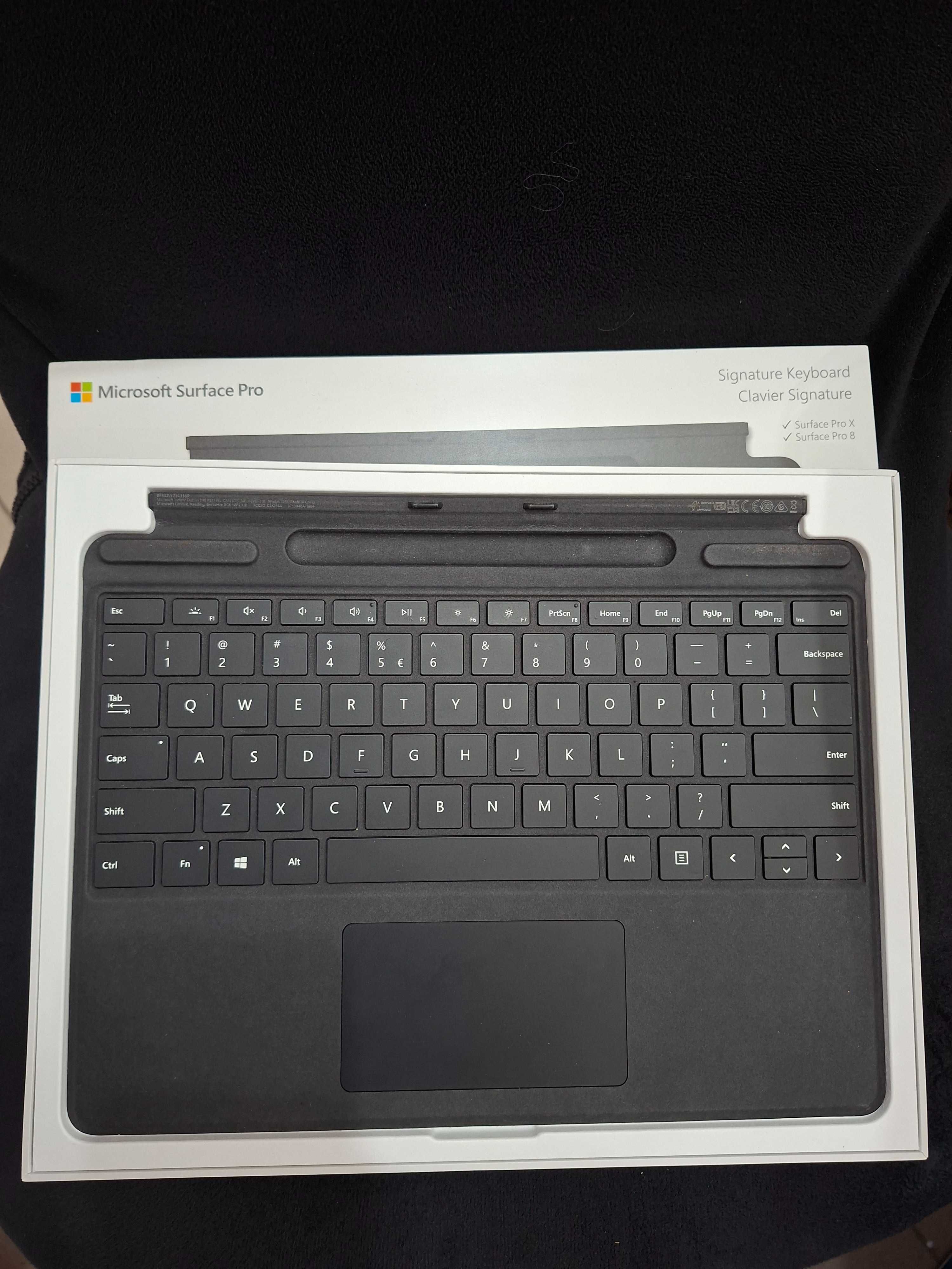 Jak NOWY Microsoft Surface Pro 8 i5 8GB RAM 256GB + klawiatura + rysik