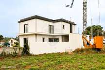 Moradia T4 para venda