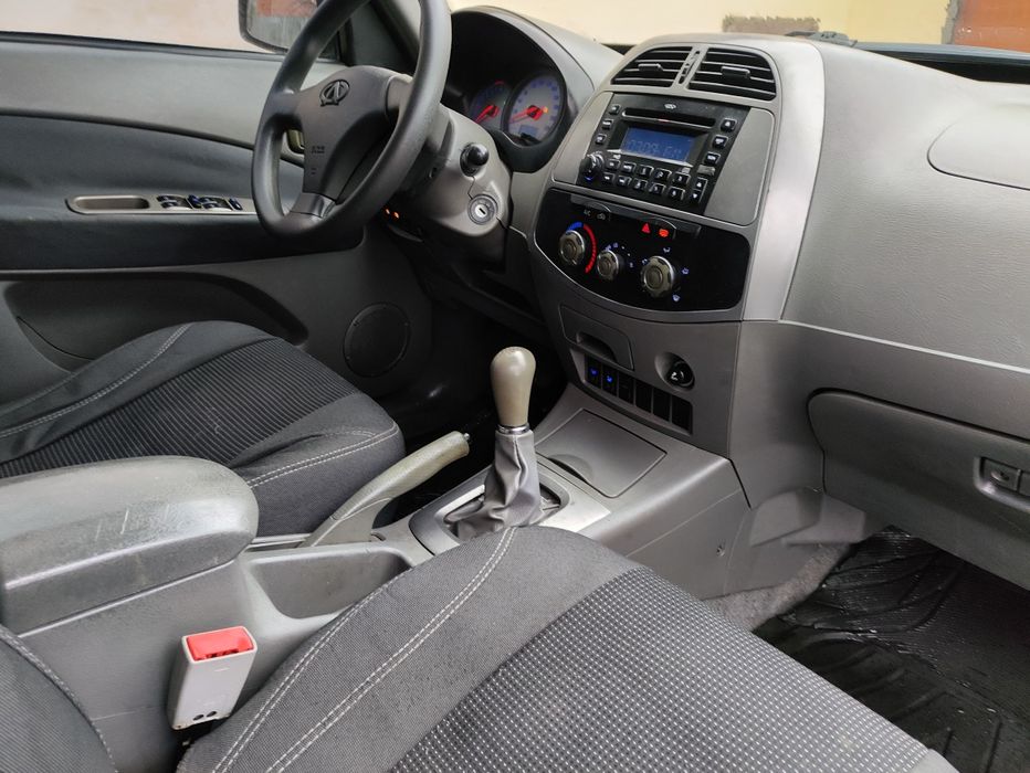 Продам Идеальный Чери Тиго с маленьким пробегом