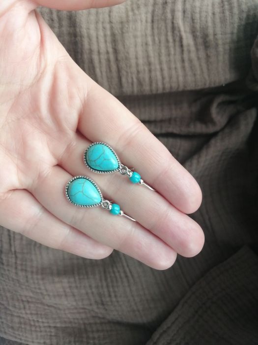 Kolczyki z turkusowym oczkiem. Styl boho lub indiański