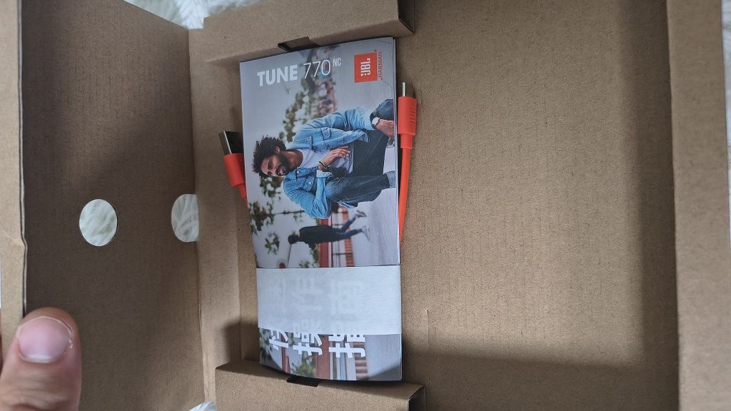 Słuchawki JBL Tune 770NC – NOWE w pudełku | Bluetooth | ANC | 70h dzia