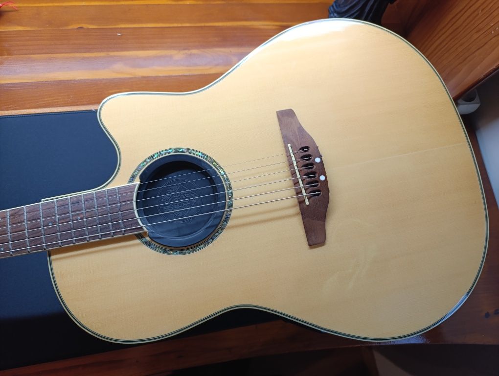 Ovation cc24 guitarra acustica