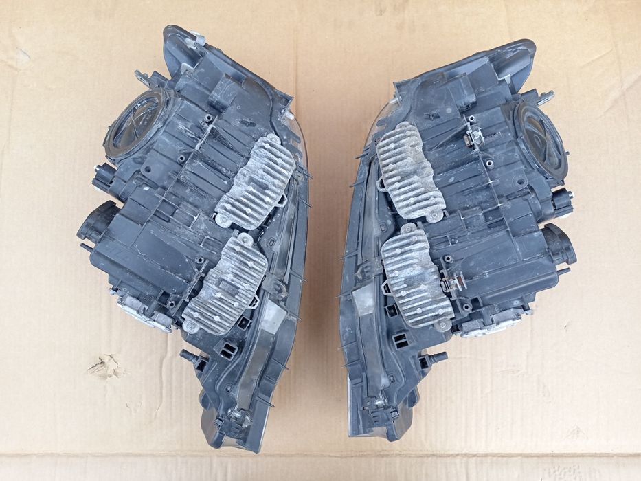 Фари BMW F30 F31 (адаптивний бі-ксенон, комплект)