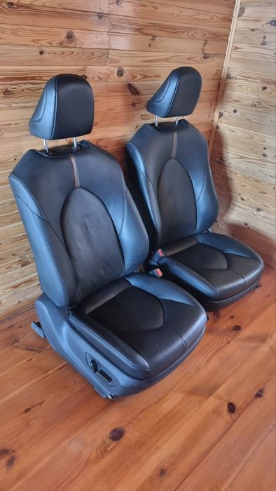 Toyota Camry 70 салон сидіння кожа європа електро