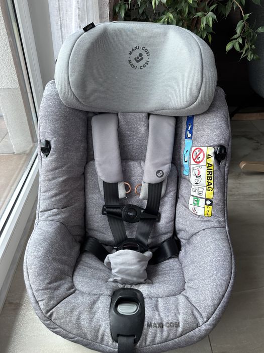 Maxi-Cosi AxissFix i-size 9-18 kg obrotowy