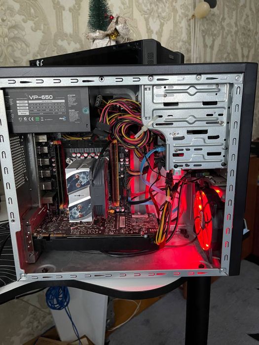 Ігровий компʼютер Xeon 2680 V2///GTX 1080 8Gb///16GB RAM