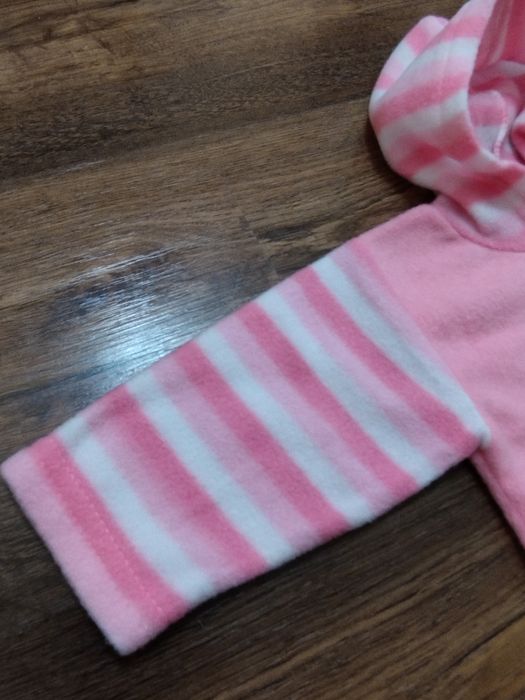 Polarowa bluza niemowlęca dla dziewczynki R.62 jasny róż piesek