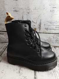 Glany damskie Dr. Martens r. 39 (K423)