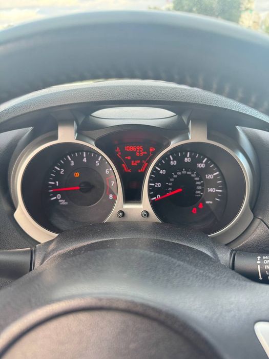 Продам Nissan Juke 1.6 turbo SV AWD 2011