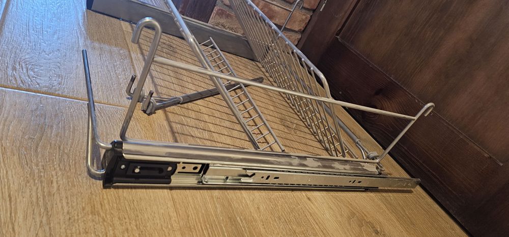 Półka na buty NOMET szer. 540-700 z miękkim domykiem