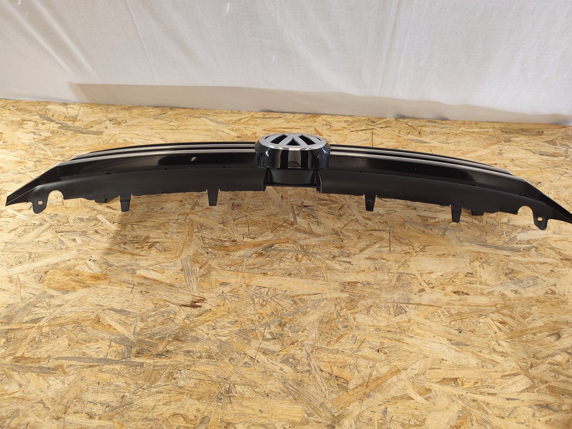 Grill Atrapa VW Touran 1T0 Caddy 10r -15r Oryginał