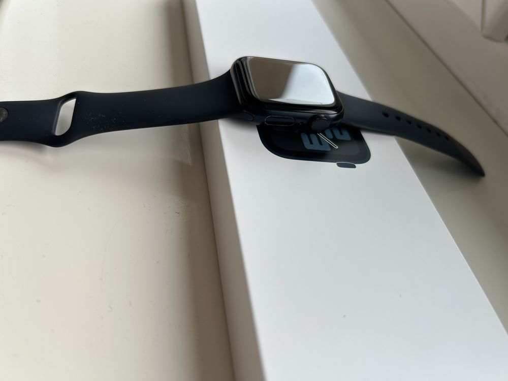 Zegarek Apple Watch SE 2 generacji 40mm