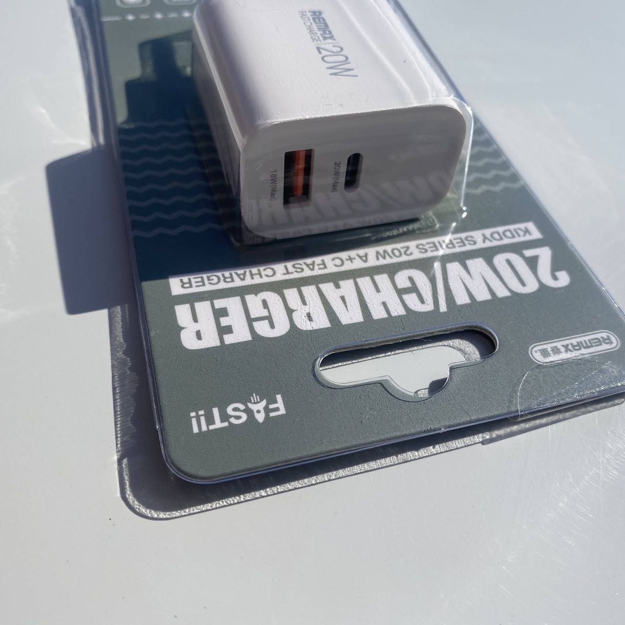 Блок Remax,АдаптерFM модуль,зарядний кабель, шнурок, USB,Type-C