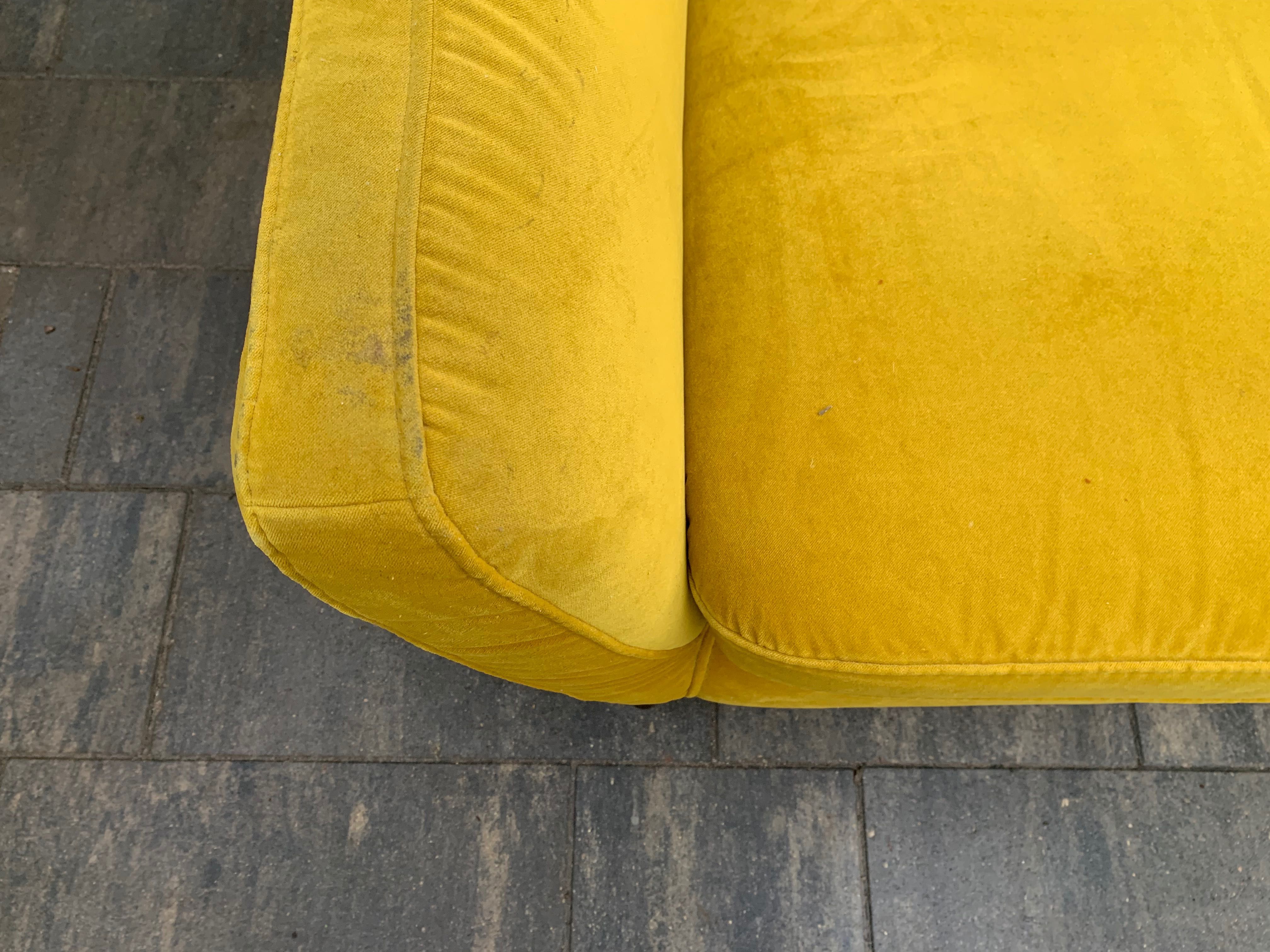 Sofa Scandi Agata Meble + pufa gratis