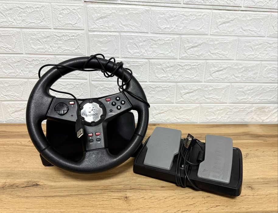 Ігровий руль з педалями Logitech Formula Vibration