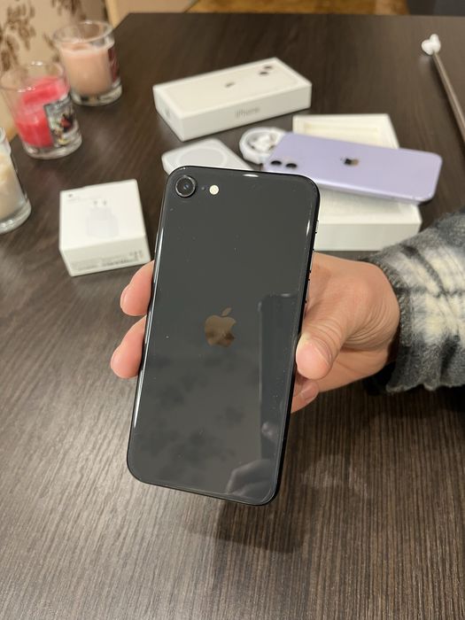 Акум 98% IPhone SE 2 Gen 128GB Black ГАРАНТІЯ ІДЕАЛ Neverlock айфон