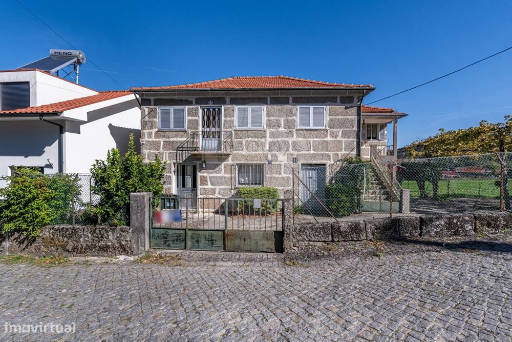 Moradia T4 para venda