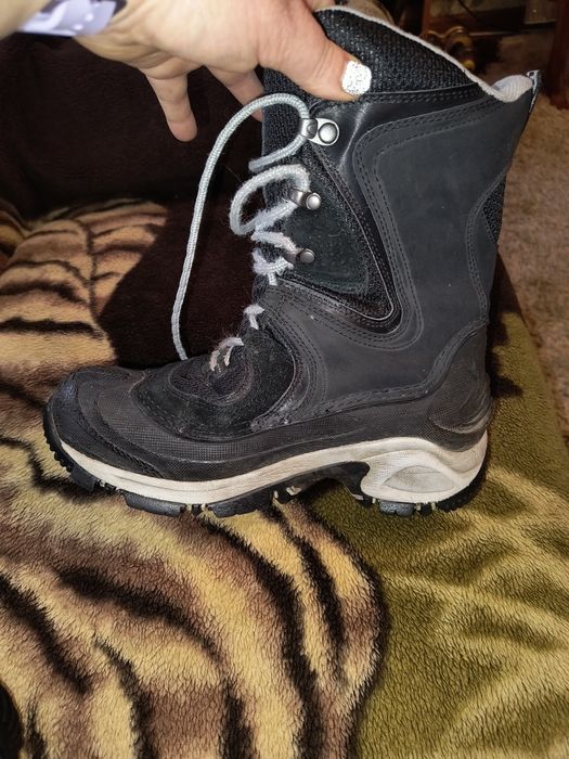 Ботинки columbia дуже теплі, трекінгові