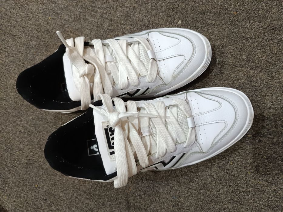 Vendo tênis vans