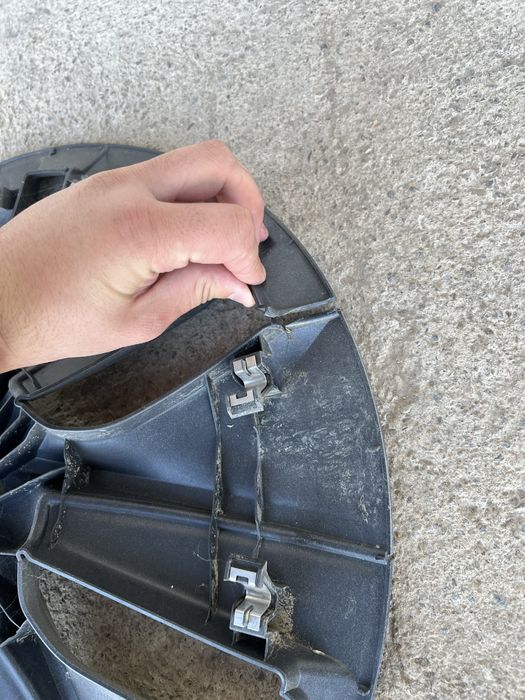 Ковпак на диск Tesla model Y