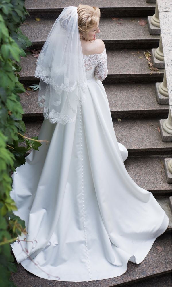 Весільна сукня А - силует + фата + болеро + додаткова спідниця - шлейф