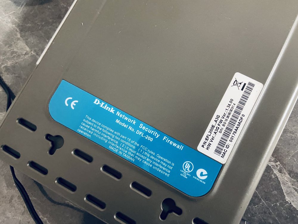 D-Link DFL200 FireWall router Network Security
