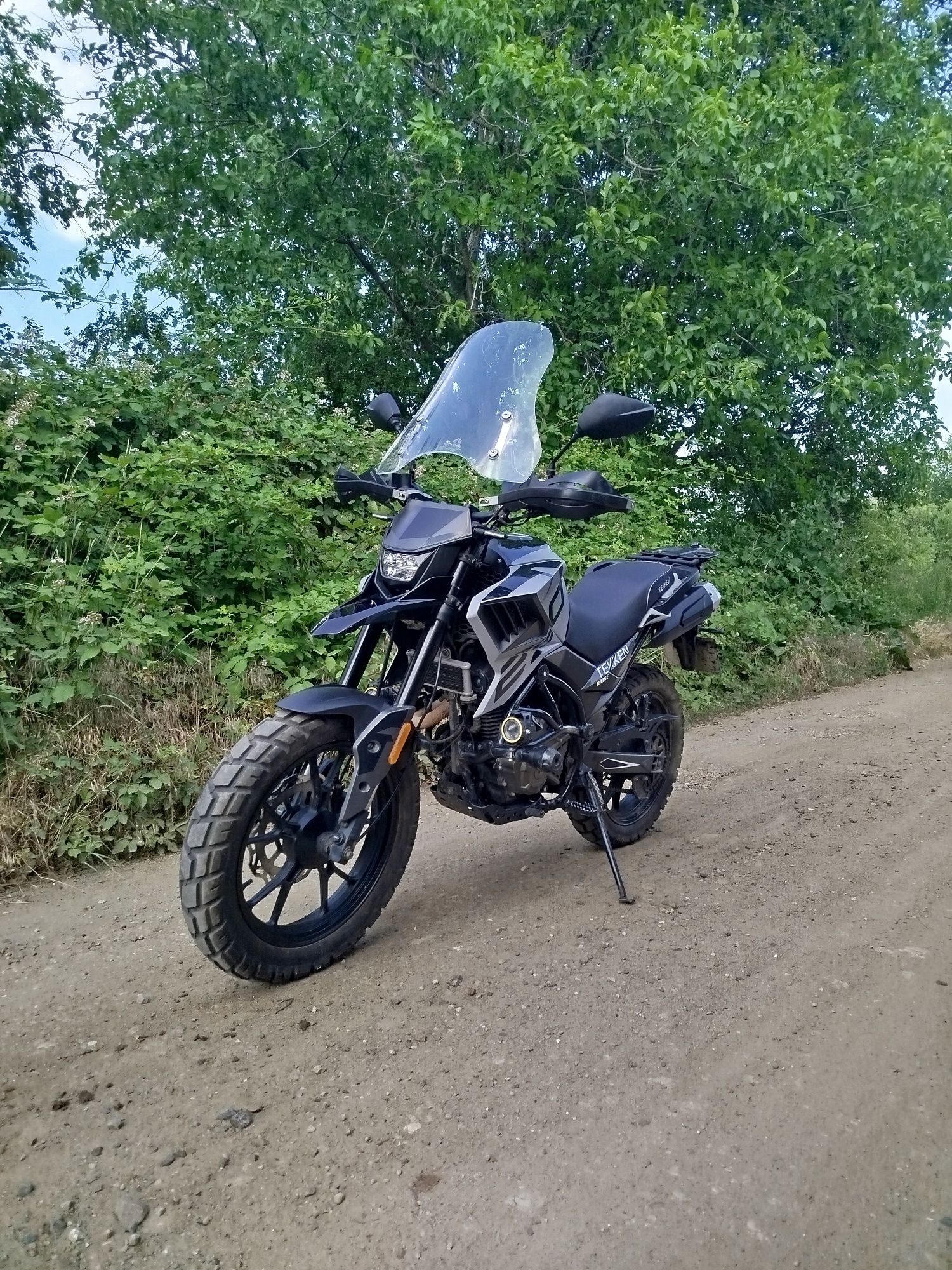 Продам мотоцикл Теккен 250 .