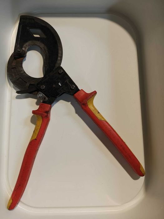 Knipex nożyce 95;35;320