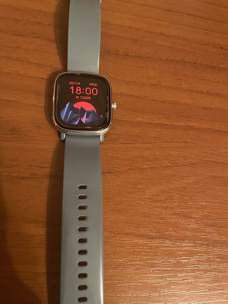 Продам часы amazfit