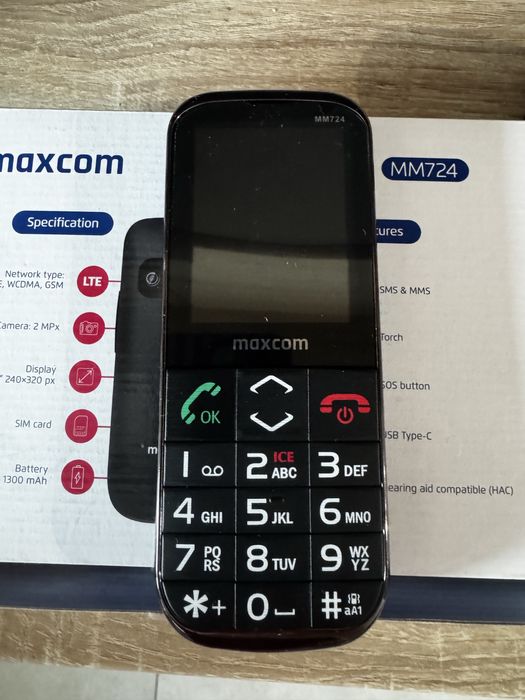 Telefon MAXCOM MM724
