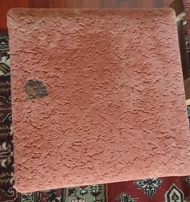 Продаю бу кухонні табурети