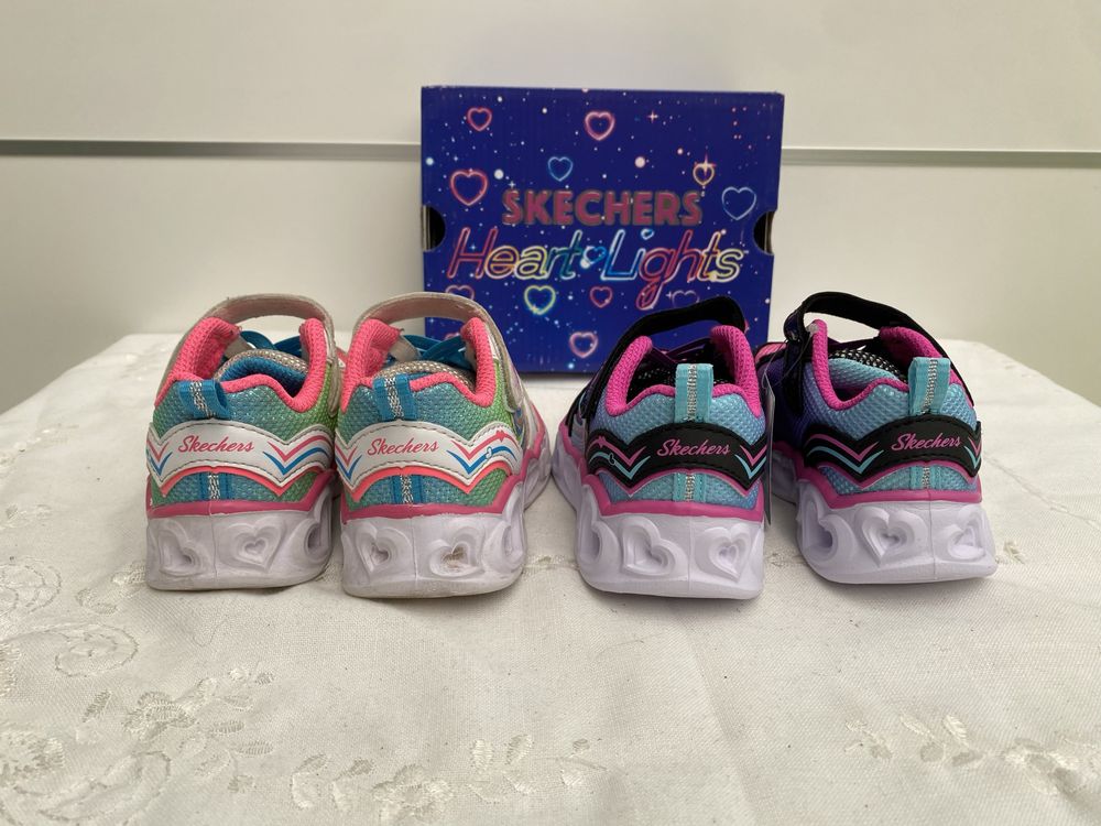 Tenis Skechers Heartlights 23