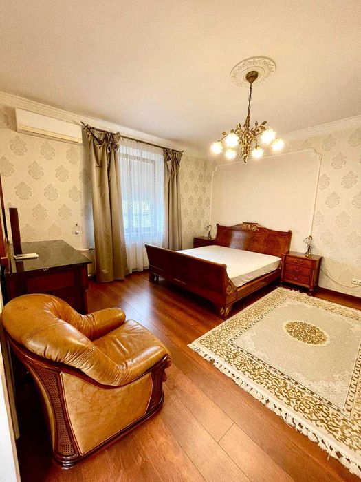 Продажа элитной роскошной  4-к квартиры Староказацкая ЦЕНТР Парк Глобы