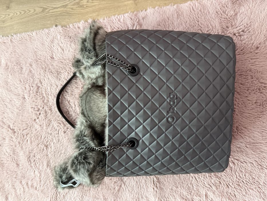 Obag szary z futerkiem