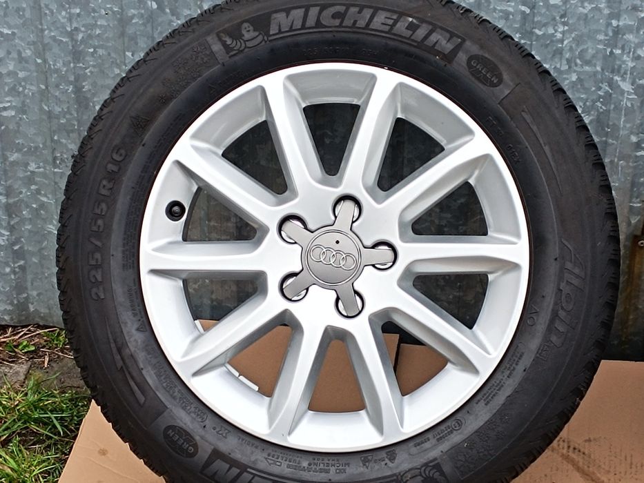 Felgi Aluminiowe Audi 8K0 7.0" x16 ET46 5x112