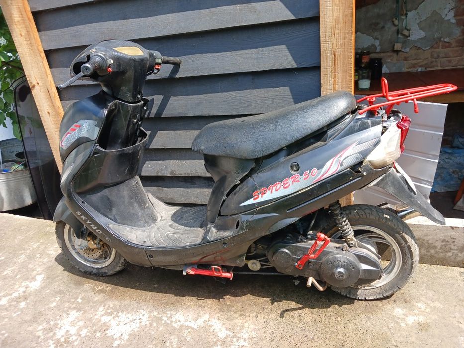 Скутер 50 на ходу с номерами и  регистрацией в Мрэо