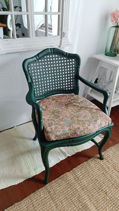 Fotel drewniany krzesło