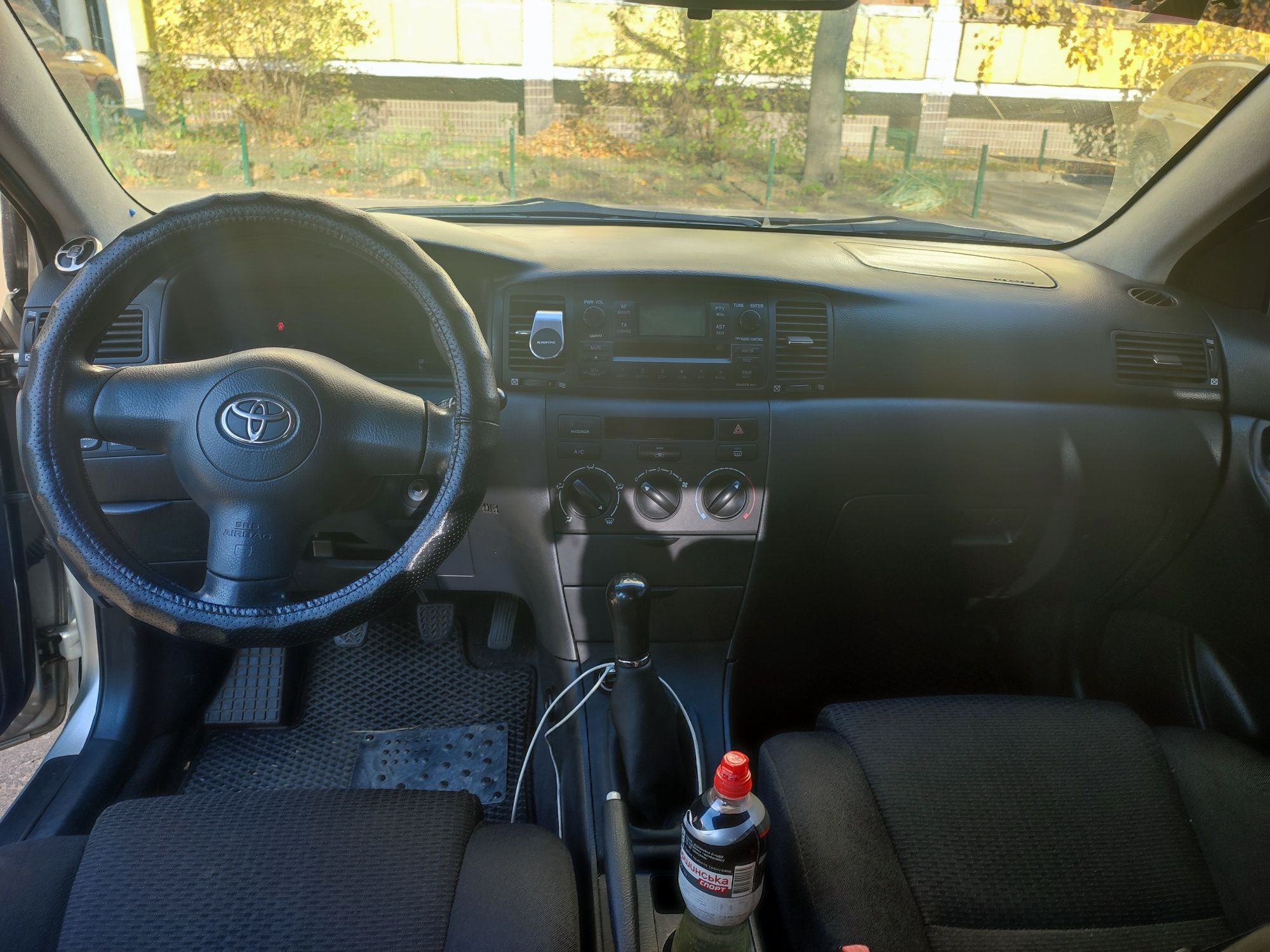 Toyota Corolla 120(04)